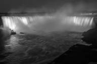 Côté Leclerc Michèle -- Chutes Niagara